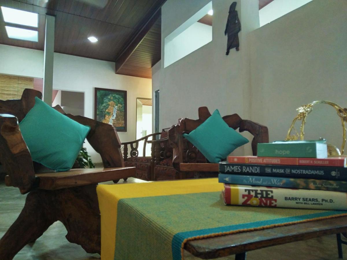 Barefoot Inn Kandy Eksteriør billede