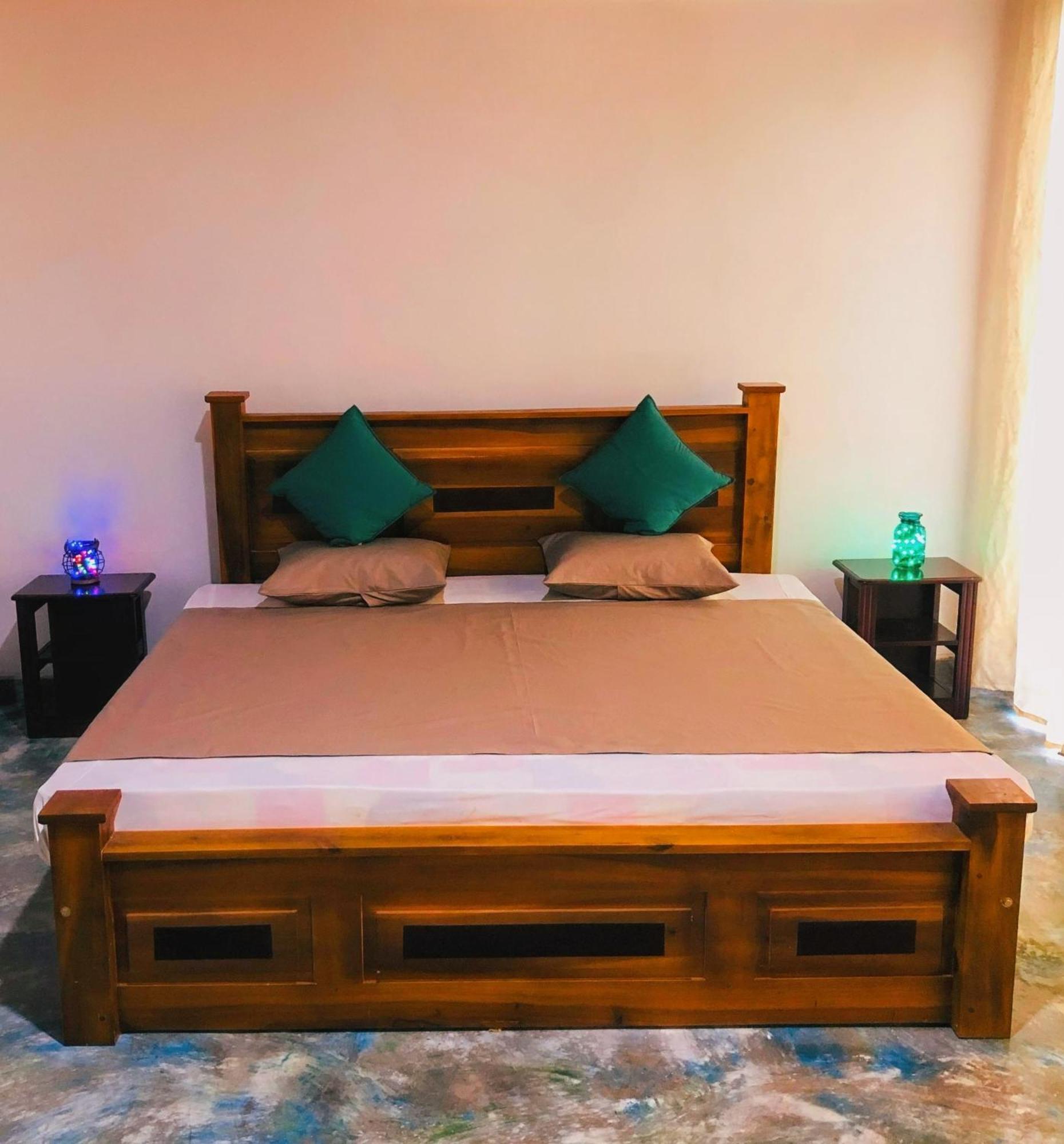 Barefoot Inn Kandy Eksteriør billede