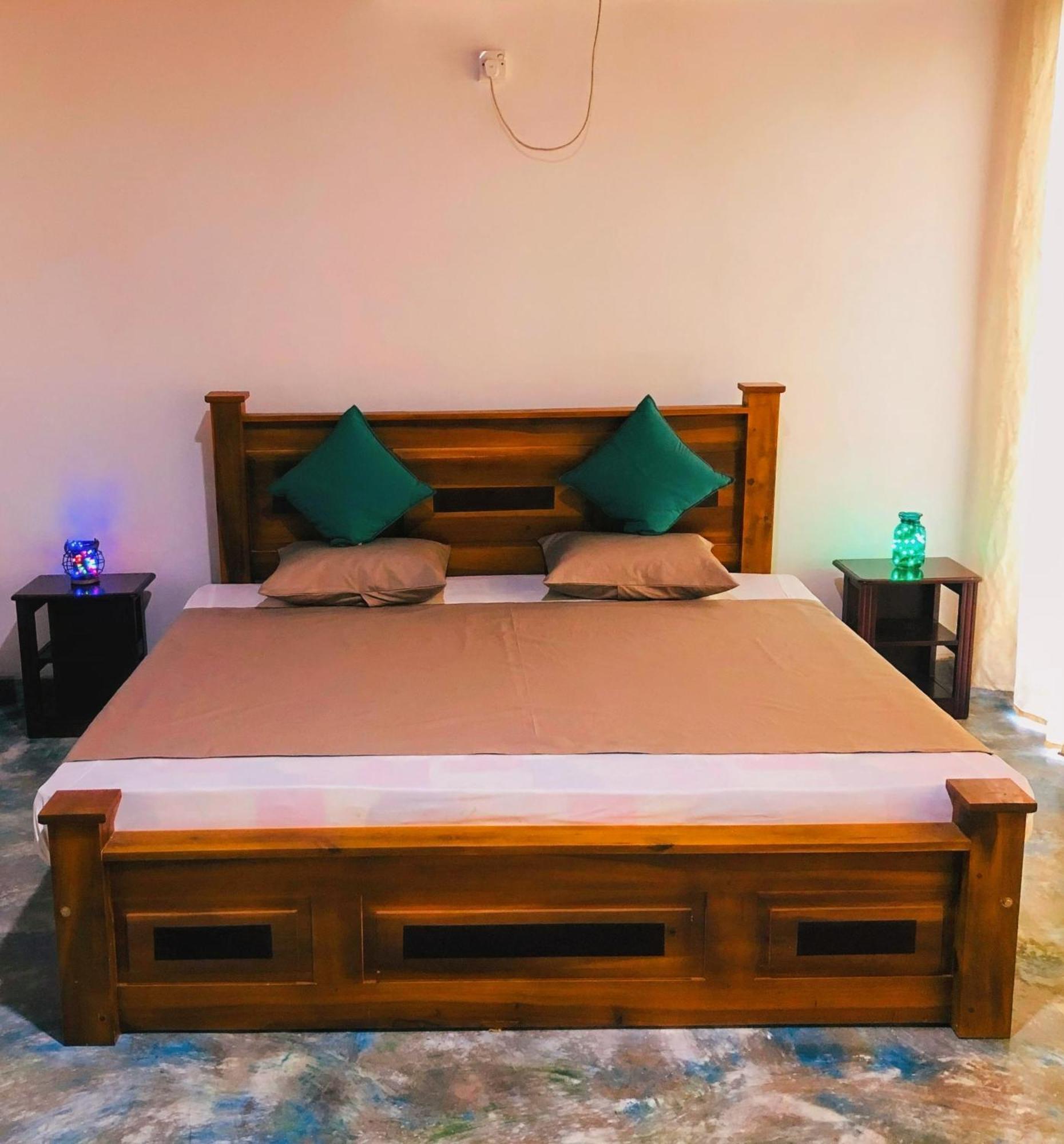 Barefoot Inn Kandy Eksteriør billede